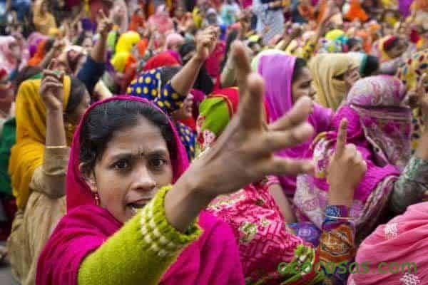 Los trabajadores que hacen nuestra ropa en protesta 1