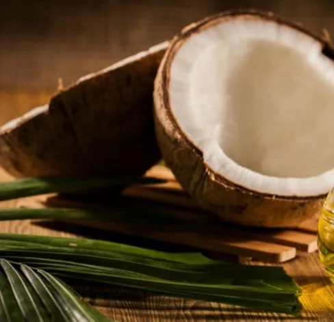 Aceite de coco: propiedades, beneficios, usos y todo lo que debes saber de este superalimento 4