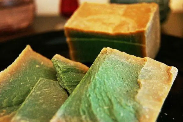 como hacer jabon de alepo