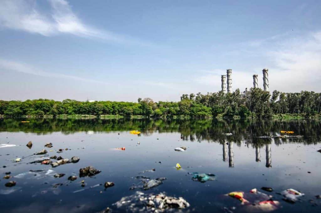 como evitar la contaminacion del agua