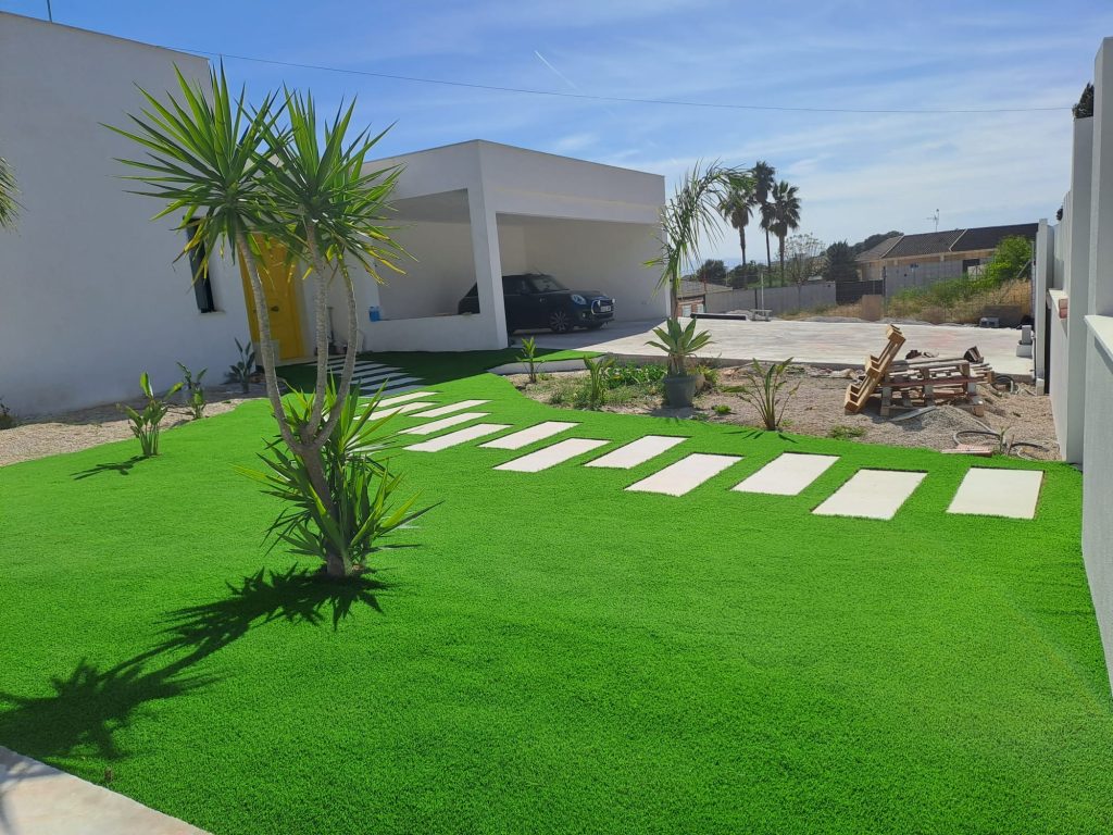 Este invierno, más juegos en el jardín y menos manchas de barro: Visítanos en Murcia, Sevilla, Málaga o consúltanos online 1 Este invierno, más juegos en el jardín y menos manchas de barro: Visítanos en Murcia, Sevilla, Málaga o consúltanos online 1