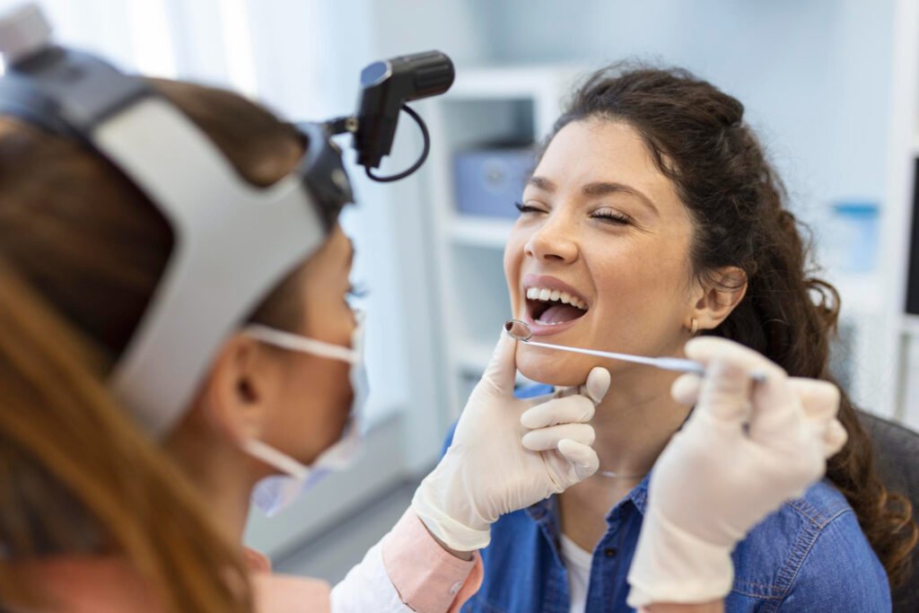 Por qué el Máster en Rehabilitación Oral de ISEIE responde a la mayor demanda estructural del sector odontológico español en 2026 1 Por qué el Máster en Rehabilitación Oral de ISEIE responde a la mayor demanda estructural del sector odontológico español en 2026 1